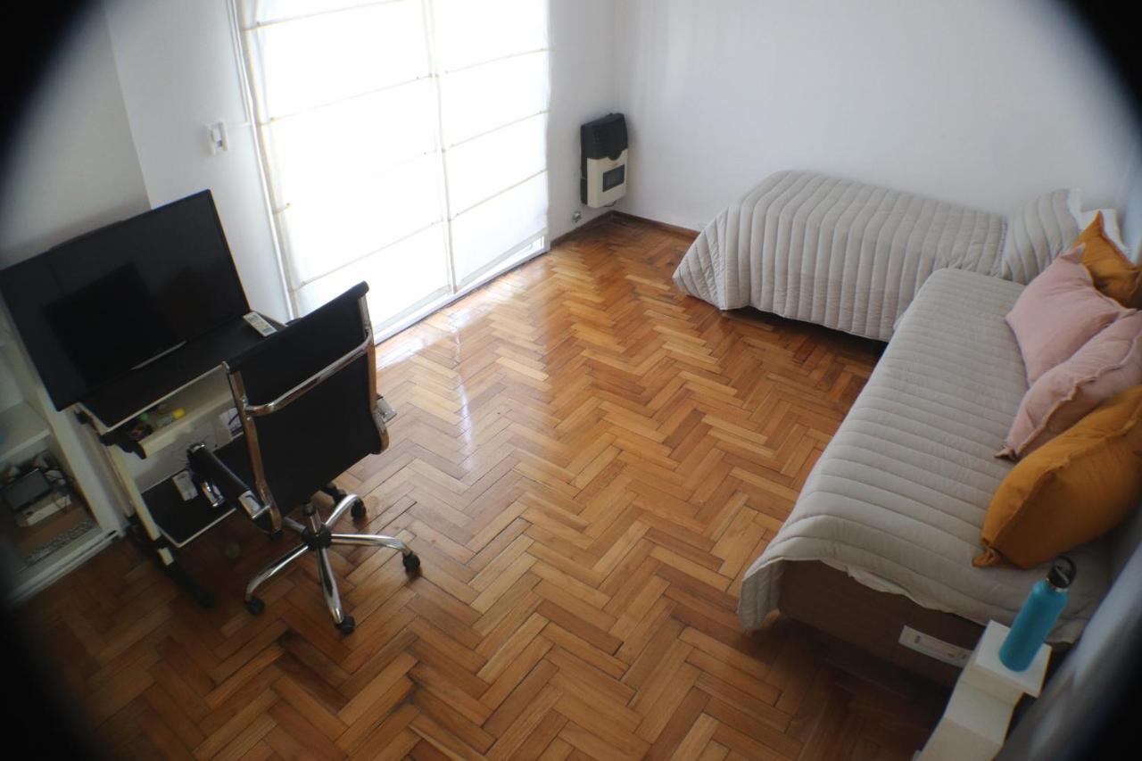 Amplio Departamento,totalmente equipado, ideal 2 Personas, cerca de todos los puntos turisticos de CABA Ciudad Autónoma de Ciudad Autónoma de Buenos Aires Exterior foto
