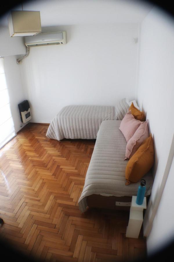 Amplio Departamento,totalmente equipado, ideal 2 Personas, cerca de todos los puntos turisticos de CABA Ciudad Autónoma de Ciudad Autónoma de Buenos Aires Exterior foto
